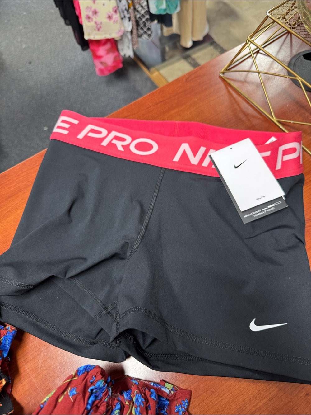 Nike pro shorts M // 082161